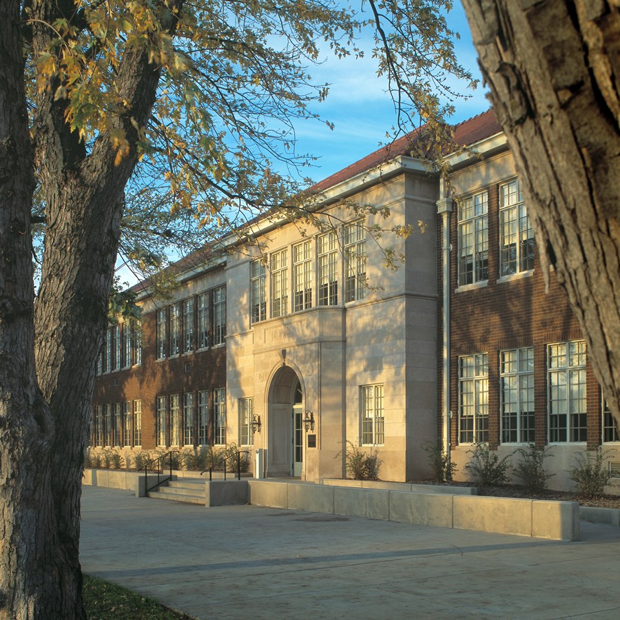 Image of Brown vs. Board of Education in Topeka Ks. It is featured as an example of free educational opportunities in Topeka for homeschoolers and micro schoolers